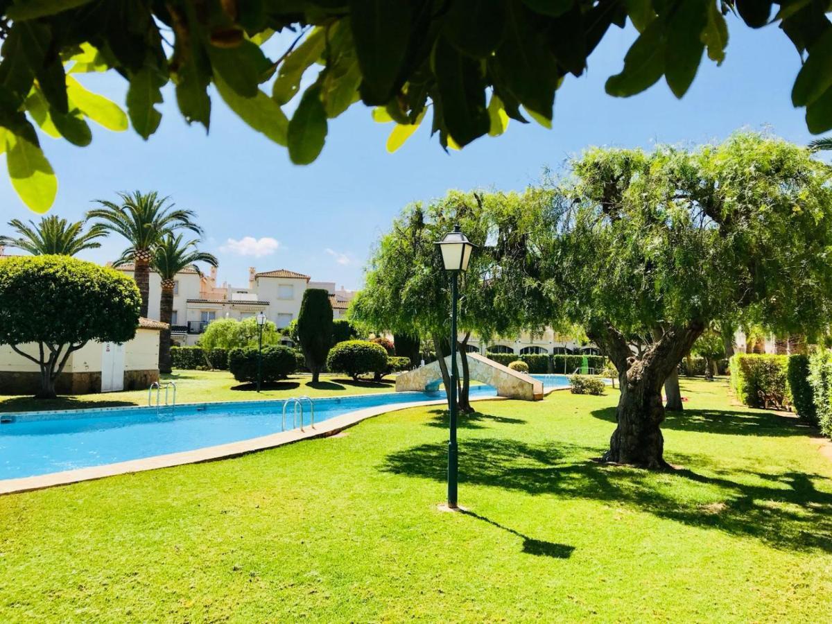 Bungavilla House In La Isla Jávea Eksteriør billede
